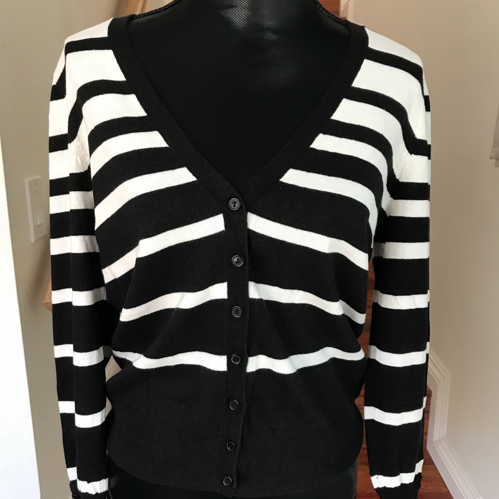 WORTHINGTON b&w striped cardigan